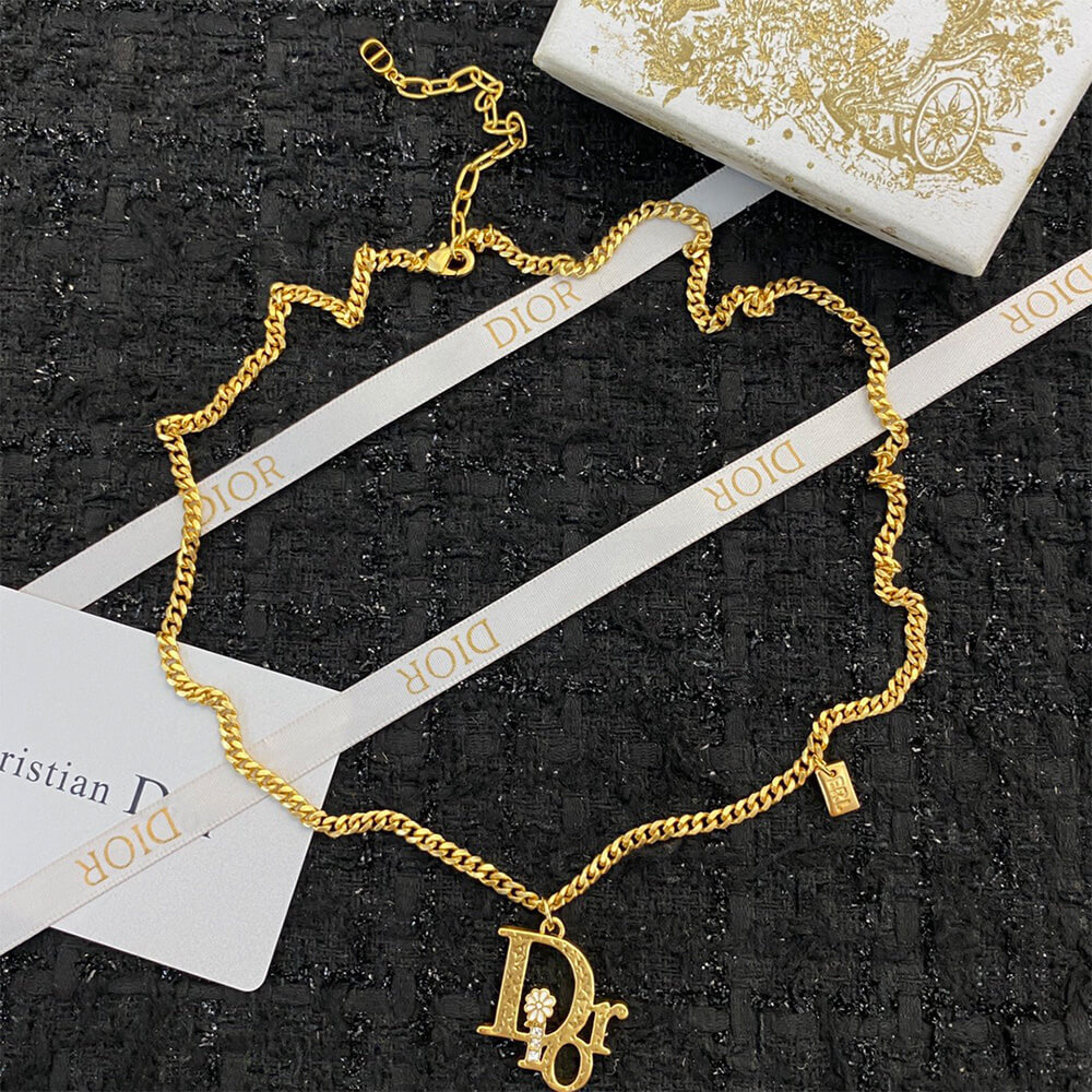 DIOR NECKLACE